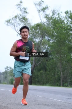 Runner Photo 2039577