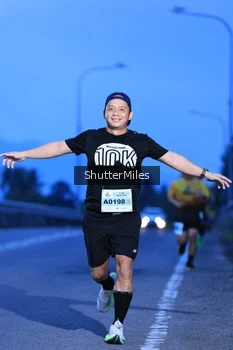 Runner Photo 2039594