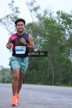 Runner Photo 2039599