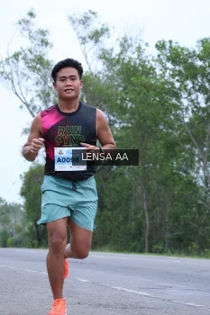 Runner Photo 2039604