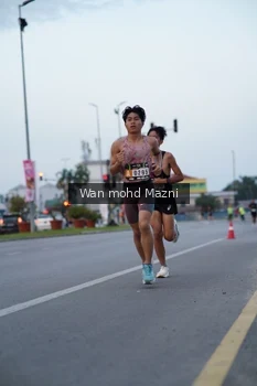 Runner Photo 2039608