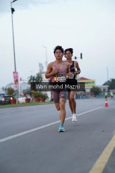 Runner Photo 2039614