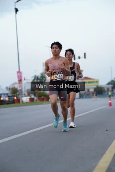 Runner Photo 2039619