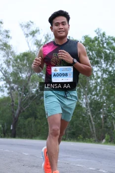 Runner Photo 2039651