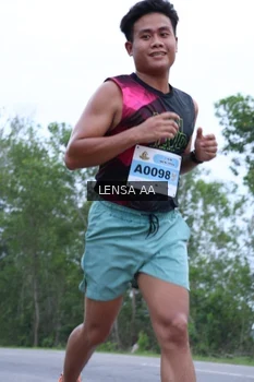 Runner Photo 2039688