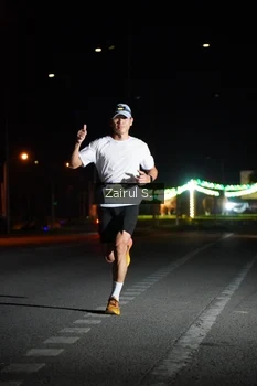 Runner Photo 2039692