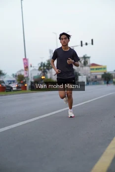 Runner Photo 2039746