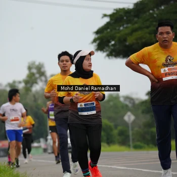 Runner Photo 2039801