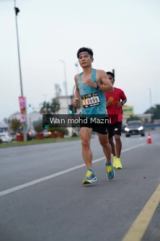 Runner Photo 2039802