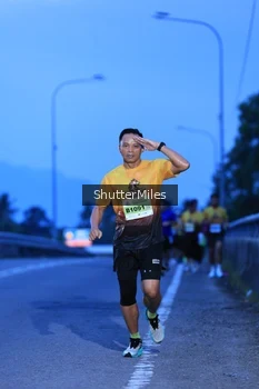 Runner Photo 2039810