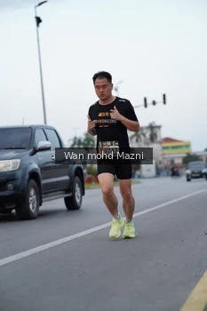 Runner Photo 2039828