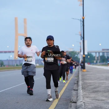 Runner Photo 2039848