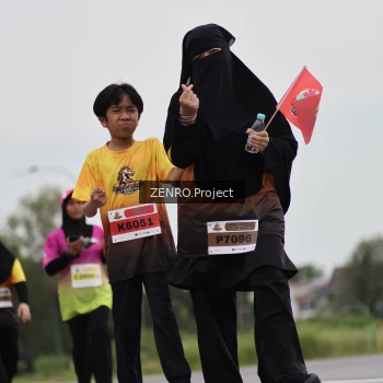 Runner Photo 2039882