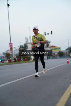 Runner Photo 2039901