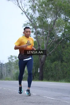 Runner Photo 2039917