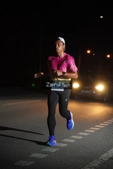 Runner Photo 2039933