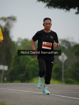 Runner Photo 2039944