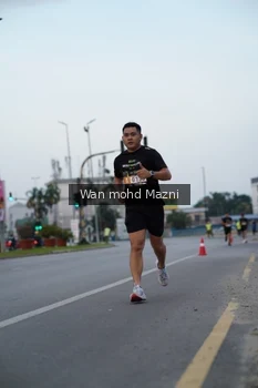 Runner Photo 2039957