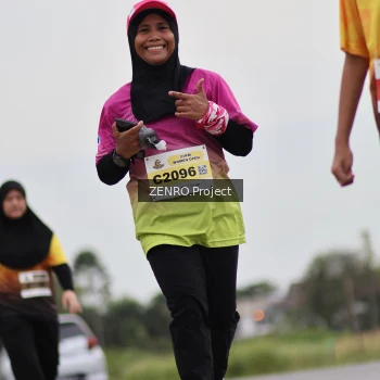 Runner Photo 2039972