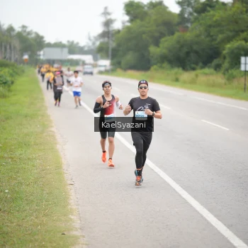 Runner Photo 2039990
