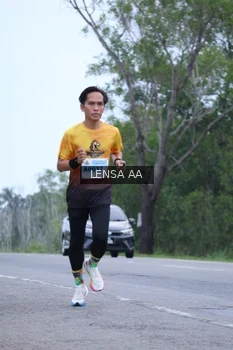 Runner Photo 2040003