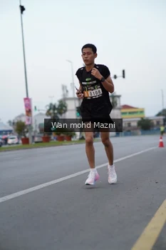 Runner Photo 2040018