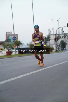 Runner Photo 2040037