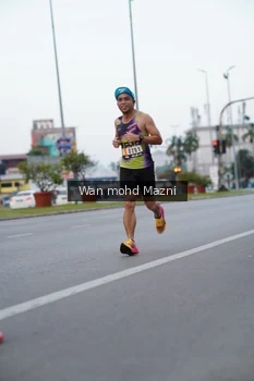 Runner Photo 2040043