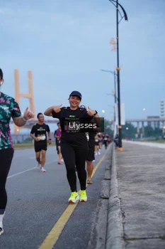 Runner Photo 2040052