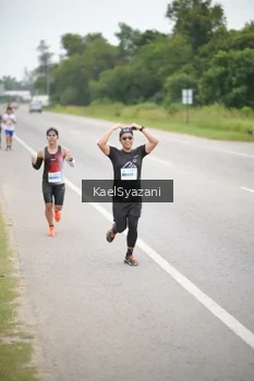 Runner Photo 2040056