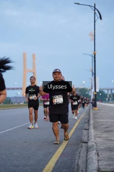 Runner Photo 2040071