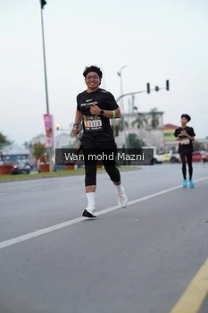 Runner Photo 2040072