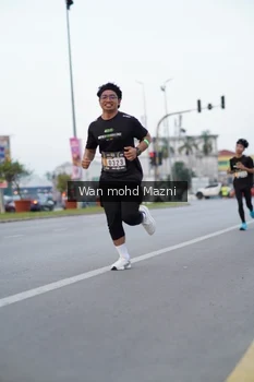 Runner Photo 2040080