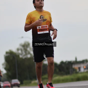 Runner Photo 2040081