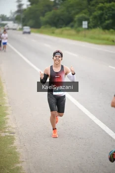Runner Photo 2040101