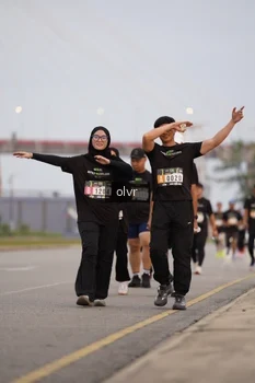 Runner Photo 2040105