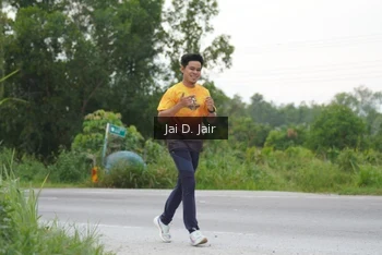 Runner Photo 2040107