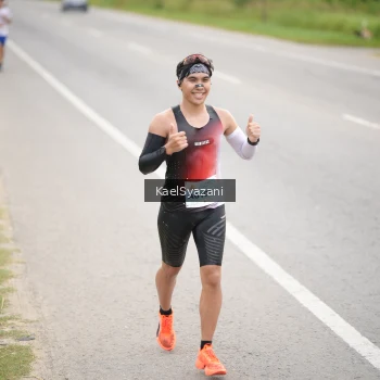 Runner Photo 2040111