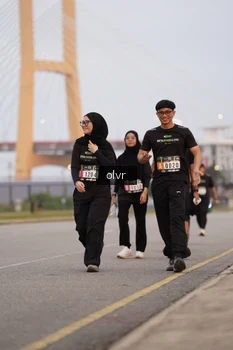 Runner Photo 2040127