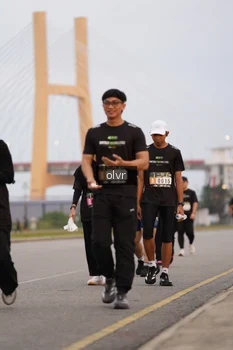 Runner Photo 2040158