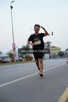 Runner Photo 2040177