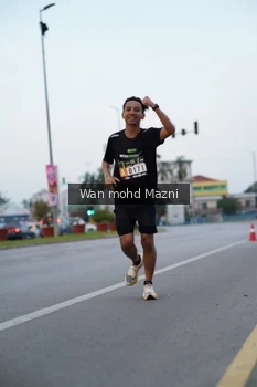 Runner Photo 2040182