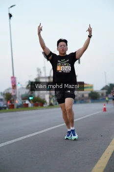 Runner Photo 2040184