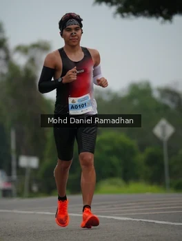 Runner Photo 2040196
