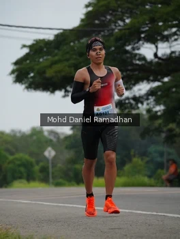 Runner Photo 2040209