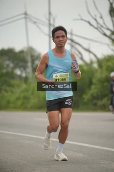 Runner Photo 2040213