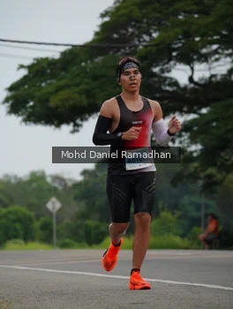 Runner Photo 2040214