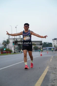 Runner Photo 2040216