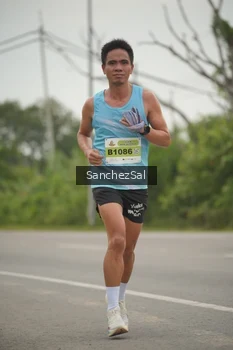 Runner Photo 2040223