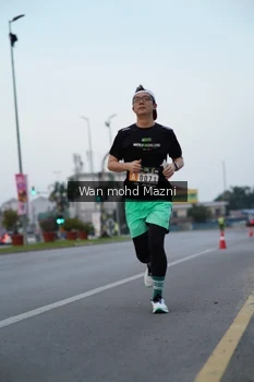 Runner Photo 2040237